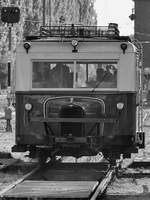 Der 1933 gebaute T141-Triebwagen  Schweineschnäuzchen  auf der Drehscheibe des Eisenbahnmuseums in Darmstadt. (September 2019)