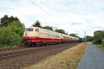 DB Museum 103 113-7 mit TEE Sonderzug am 29.07.18 bei Maintal Ost kurz davor kam noch ein Güterzug es war sehr knapp das Ende des Güterzugs sieht man noch 