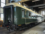 Der aus dem Jahr 1938 stammender Salonwagen der Bauart Sal4Ü (10 208 Bln) ist Teil der Ausstellung im DB-Museum Koblenz. (September 2021)