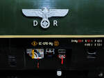 DR-Emblem auf dem aus dem Jahr 1938 stammenden Salonwagen der Bauart Sal4Ü (10 208 Bln).