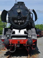 Die Dampflokomotive 50 3690-0 ist im Deutschen Dampflokomotiv-Museum Neuenmarkt-Wirsberg zu sehen.