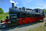 Die Dampflokomotive 94 1730 wurde 1924 gebaut und war Anfang Juni 2019 etwas abseits auf dem Freigelände des Deutschen Dampflokomotiv-Museums Neuenmarkt-Wirsberg zu entdecken.
