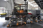 Als erste gebrauchsfähige Dampflokomotive der Welt gilt die 1814 gebaute  Puffing Billy .