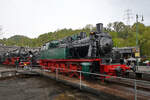 Die Dampflokomotive Hibernia 41-E wurde 1942 als  Typ Bochum  bei Henschel gebaut und wird hier Mitte April 2026 auf der Drehscheibe des Eisenbahnmuseums in Bochum pr�sentiert.