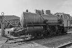 Die 1961 gebaute Dampfspeicherlokomotive 146732 vom Typ FLC begrüßt die Besucher des Lokschuppens Pomerania in Pasewalk. (Juni 2020)