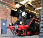 01 008 im Rundhaus des Eisenbahnmuseum Bochumam abgestellt, 15.10.2017 