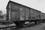Dieser gedeckte Güterwagen der Verbandsbauart (Gm / G 10 / 631) wurde später zu einem Gerätewagen (30 80 945 4 327-6) umfunktioniert.