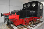 Die Diesellokomotive Deutz MLH 332 R von 1931 steht im Oldtimermuseum Prora.