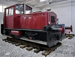 Diese 1957 im Dortmunder O&K Werk gebaute Diesellokomotive von Typ MV6b ist eine der vielen Werkslokomotiven in der Sammlung des Oldtimermuseums in Prora.