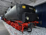 Der Schlepptender der Dampflokomotive 52 8190-2, welche Mitte November 2022 im Oldtimermuseum Prora zu sehen war.