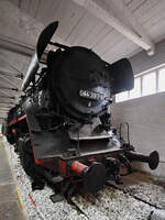 Die Dampflokomotive 044 397-8 wurde 1941 bei Henschel in Kassel gebaut und ist im Oldtimermuseum Prora ausgestellt.