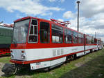 Eine Straßenbahn vom Typ Tatra KT4d, gesehen Mitte August 2018 im Eisenbahnmuseum Weimar.