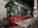 Die Rangierlokomotive 103 032-9 im Eisenbahnmuseum Weimar.