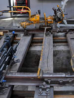 Eine von drei in der Lokwelt Freilassing ausgestellten Schwellenschraubmaschinen.