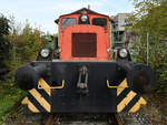 Die Diesellokomotive Orenstein & Koppel MV 4 auf dem Museumsgelände der Henrichshütte.