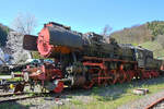 Die Dampflokomotive BR 52 8086 steht in Radevormwald-Dahlhausen (Wupper).