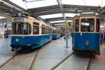 Das MVG Museum in München zeigt eine tolle und vielfältige Sammlung über die Münchner Tram von Anfangszeiten bis heute.
Die Partnerschaft mit dem OCM Omnibus Club München vervollständigt das alte Depot an der Ständlerstrasse mit ausgewählten Oldies. Die Öffnungszeiten bitte dem internet entnehmen. Das Museum wird durch freiwillige Helfer am Leben gehalten und freut sich über jeden der durch seinen Besuch das Museum am weiteren Bestehen fördert. Mein erster und nicht letzter Besuch am 20.12.15 wird hier mit Bildern dokumentiert. 