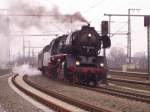 50 3648 von Bw Chemnitz Hilbersdorf fhrt mit einem Sonderzug am 05.01.08 ber die Marienbrcke in Dresden.