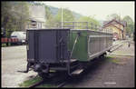 Schmalspurmuseum Oberrittersgrün am 6.6.1991: Ein Sommerwagen der Schmalspurbahn! Im Hintergrund ist der Bahnhof zu sehen.