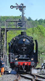 Die im Jahr 1927 bei der Berliner Maschinenbau AG (BMAG) gebaute Dampflokomotive 01 066 war Ende April 2025 im Eisenbahnmuseum Bochum zu Gast.