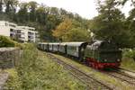 Hespertalbahn D5 an der Haltestelle Zementfabrik in Essen Kupferdreh, Oktober 2017.