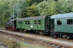 Der Pendelzug zwischen Eisenbahnmuseum und Bahnhof Dahlhausen wurde zum Dampftag am 18.9.2010 von der Hespertaler Eisenbahn betrieben. Hier der Zugschluss mit Lok VIII an der Spitze.