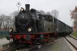 Hespertalbahn D8 Typ Knapsack auf der Hespertalbahn in Essen Kupferdreh, Dezember 2015.