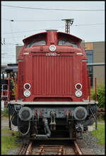 Die Diesellok DB 212 062-4 beim Lokschuppenfest der Museumseisenbahn Hanau am 18.