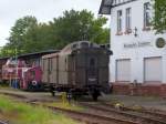 NTB Packwagen Pwi30 in Wiesbaden-Dotzheim. Bj. 1930, Lnge 13,92m, Gewicht 20t, Vmax 90 km/h. Letzter bei der DB eingesetzter Wagen diesen Typ´s, bis 1978 beim Bw Frankfurt (Main) Ost; 07.08.2007
