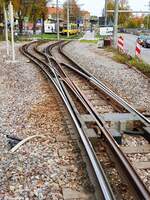 SSB Stuttgart__Dreischienengleis-Verzweigung im Baustellenbereich vor derHaltestelle 'Wilhelma'.