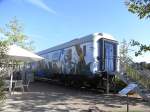 Ein bunt anlackierter D-Zug-Wagon habe ich in Bingen endeckt.(Aufgenommen am 23.9.2009).