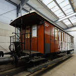 Hier zu sehen der 1901 gebaute Postwagen WLE 210 (Bauart PwPosti pr 94) der Westfälischen Landeseisenbahn.