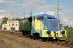 TME Paulix 15 fhrt mit historischem Wagen durch Hagenow zum Lokschuppen von D&D. 13.05.2009
 