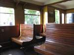 Innenansicht - Holzklasse - des Wagens B 1: (ehemaliger Beiwagen, gebaut 1936 von MAN N�rnberg) der Arbeitsgemeinschaft Geesthachter Eisenbahn; 14.09.2008  
