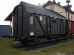 Dieser Pwi mit Wagen Nr.95123 steht am Museumsbahnhof in Waltersdorf auf einem Stumpfgleis.Ursprnglich besaen diese Wagen aber kein Fenster in der Schiebetr.Vor nicht allzulanger Zeit wurden beide