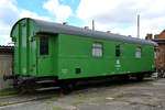 Ein Begleiterwagen der DR stand Mitte August 2018 einsam im Eisenbahnmuseum Arnstadt.