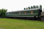Diese Aufnahme eines historisch besonders interessanten, aber leider wenig beachteten Salonwagens mit den Aufschriften  Deutsche Reichsbahn über den Fenstern und  Rheingold  darunter entstand am