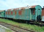 Ein alter DR Wohnwagen, abgestellt im Bf Ilmenau; 09.06.2009