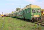 Einen alten DR-Doppelstock Gliederzug gab es am 10.10.2015 im Bahnbetriebswerk Weimar ebenfalls zu bestaunen.