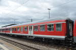 Dieser Stuttgarter ABnrz 418.4 besitzt das OFV-Design mit DBm Sitze und das ohne Glastrennwände und war im Juli 2016 im RE Stuttgart-Tübingen (Dosto-Ersatz) Eingereit!    50 80 31-34 373