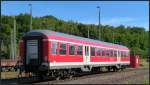 Ein abgestellter Regio Nahverkehrswagen steht zur Aufbereitung am Bahnhof in Stolberg.Ein willkommendes Motiv am 28.Juni 2015.