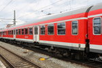 Halberstdter Mitteleinstiegswagen der Bauart Byz 439.4 stand am 29.04.2016 im Rostocker Hbf.