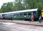 2.Klasse DR-Wagen des Eisenbahnmuseums  Bayerischer Bahnhof zu Leipzig e.V.  im Bf Freyburg (Unstrut); 08.09.2007