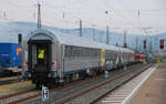 URLAUBS-EXPRESS UEx1384 mit ES64 U2 026 von Verona nach Düsseldorf (Gemünden/Main, planmäßiger Betriebshalt: an 3:07, ab 4:08 Uhr), wird nach umfangreichen Rangierarbeiten am