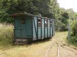 Auf einem Abstellgleis steht ein Museumswagen im Feldbahnmuseum Oekoven.

Oekoven 01.06.2014