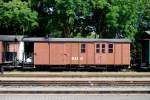 Dieser Wagen, vermutlich ein ehemaliger Bahnpostwagen, steht im Bahnhof Putbus, 06.07.08