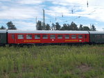 Der WRg 55 80 88-15 100-3 trägt seine Wagennummer nicht mehr unter dem Eigentumsmerkmal.Aufnahme am 16.Juli 2016 in Bergen/Rügen.