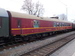 Damit die Teilnehmer im Sonderzug nach Putbus,am 26.November 2016,nicht verhungerten und verdursteten,dafür sorgte der Speisewagen WRm 75 80 88-70 003-7.Aufnahme in Bergen/Rügen.