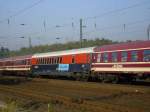 Ein Euro-Express-Wagen vom Schneeexpress eingegliedert im SDZ  zum Eurostrand Finthel in der Ehrenfelder Kurve kurz vor Bochum Hbf.(26.09.2008) 