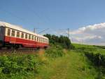 D-CBB 56 80 89-40 305-5 WGSmk 855 im DPE 20291 von Basel Bad Bf nach Rdesheim, am 07.07.2012 bei Hattenheim im Rheingau.